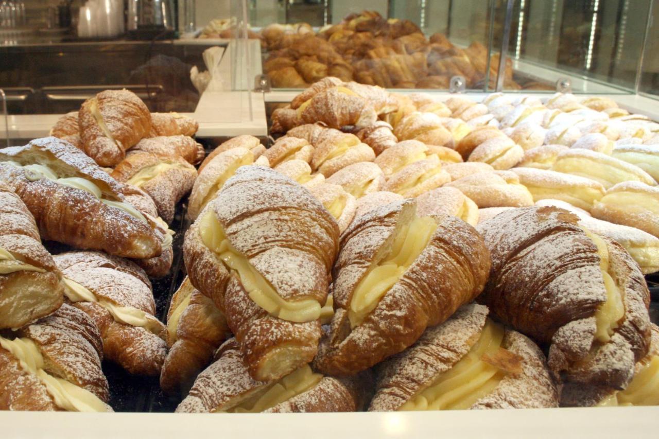 Maison Saint Honore Foggia Kültér fotó